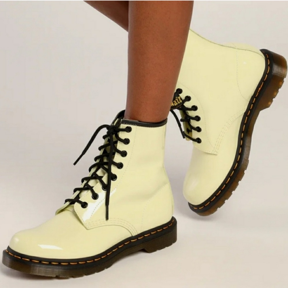 Dr. Martens Patent Leather Boots Pastel Yellow Cream Women’s 7